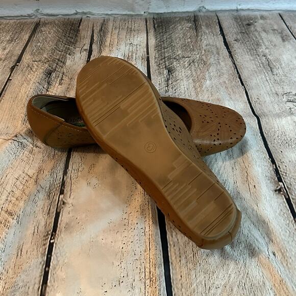 Baretraps Women’s Brown Flats with Memory Foam, Size 11, Pre-owned - Picture 6 of 8
